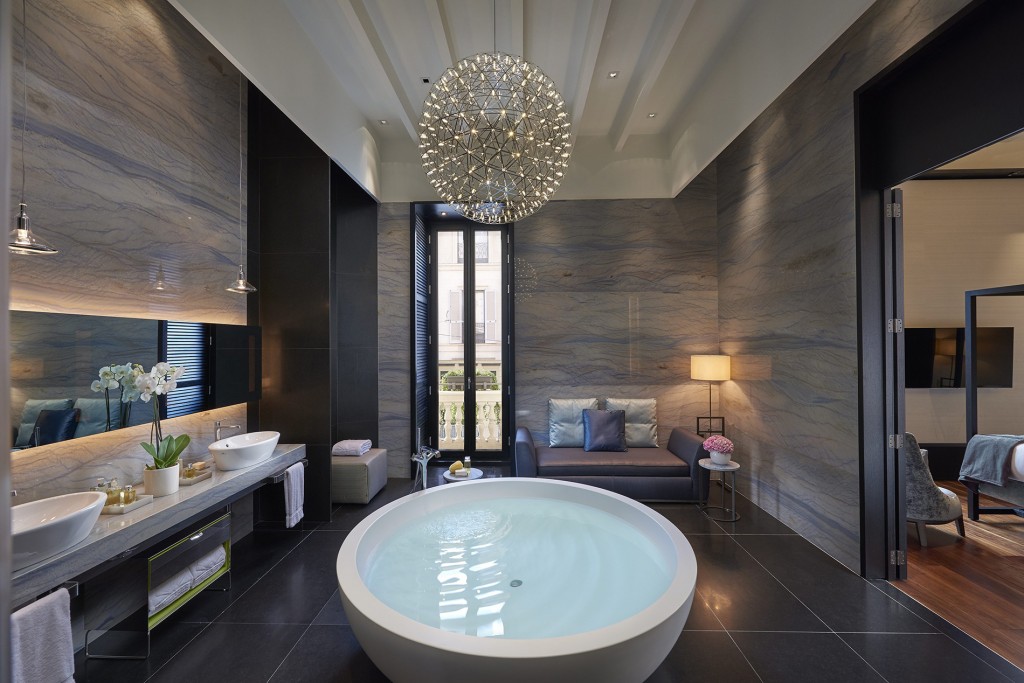 Mandarin-Oriental-Milan-bathroom