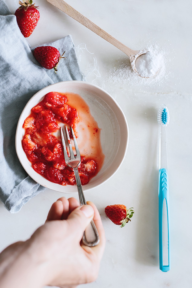 2-ingredient-strawberry-teeth-whitener